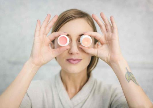 臉過敏用生理鹽水管用嗎?生理鹽水可以護膚嗎