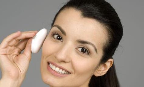 李宇春零毛孔護理方法 肌膚該怎么疏通毛孔