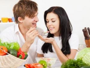 晚上八點后吃飯會胖嗎?生活中常犯的減肥錯誤