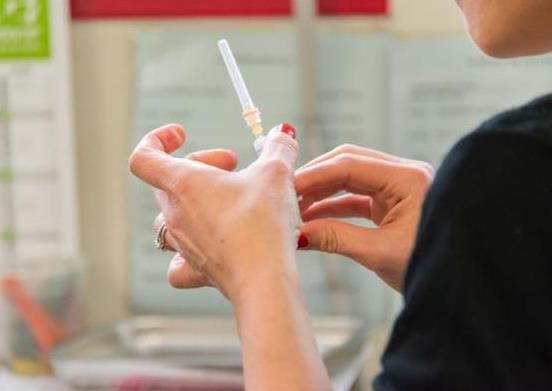打幾針新冠疫苗的人才需要打加強針?新冠疫苗加強針必須是同款的產品嗎