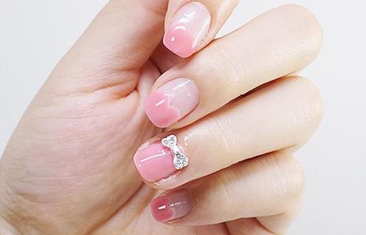 穿戴美甲能保持多久?穿戴甲不合適怎么辦