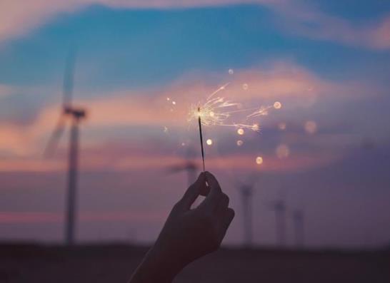 女生朋友圈突然全部可見什么意思?朋友圈設(shè)置三天可見是有男朋友了嗎