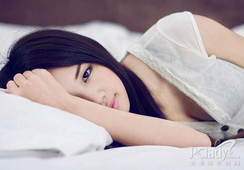 ˯�߲�����ʽ��ռ�חl��20��˯��С����������Ů��˥��