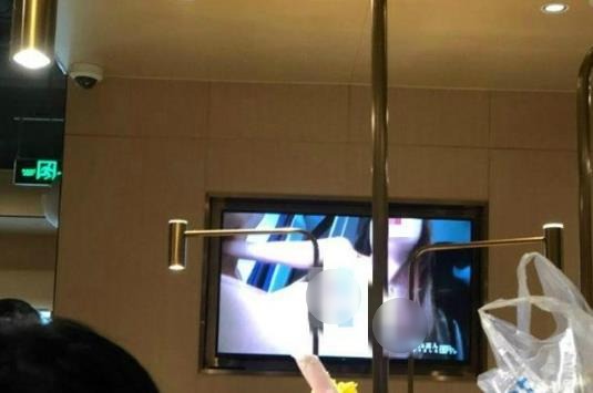 海底撈播不雅黃片畫面視頻尺度大到令人震驚 請別用失誤來搪塞