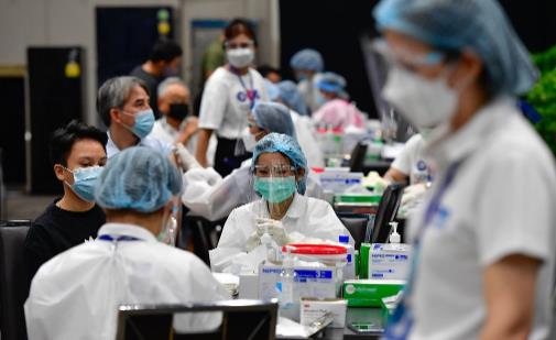 ?新冠疫苗加強針打完有什么不良反應嗎 新冠疫苗加強針打完多久可以洗澡