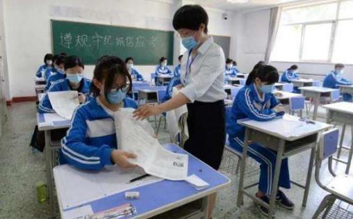 14天的健康監測是居家隔離不 14天的健康監測家人會受限制嗎