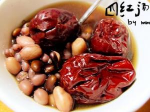 女性氣血兩虛吃什么好?女人補(bǔ)氣血的食譜