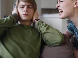 揭露男人婚后最怕老婆提的10個(gè)話題