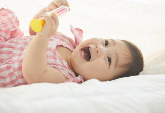 火棉膠嬰兒有沒有可以存活的?火棉膠嬰兒長大后和正常人一樣嗎?