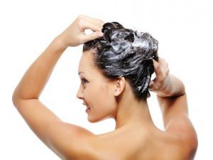 嬰兒能天天洗頭嗎？多久洗一次頭最好？