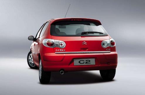 適合職場女白領開的十款車排名,經典MINI五門版有最佳安全技術