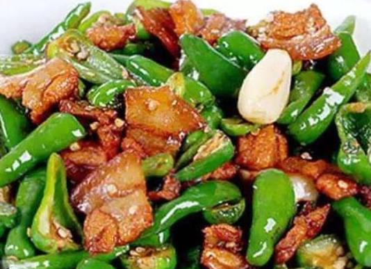 湘菜中的十大硬菜排名,剁椒魚頭鮮辣可口、臘味合蒸做法簡單