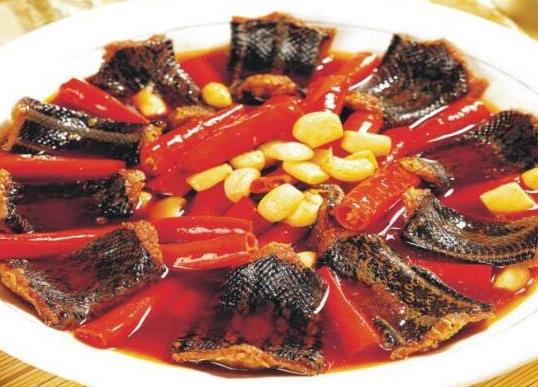 湘菜中的十大硬菜排名,剁椒魚頭鮮辣可口、臘味合蒸做法簡單