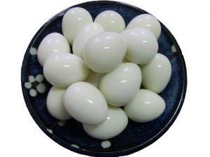 怎樣快速剝鵪鶉蛋?鵪鶉蛋怎么剝更快