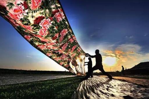 香云紗是龜紋好還是緞面好?香云紗穿一次洗一次可以嗎