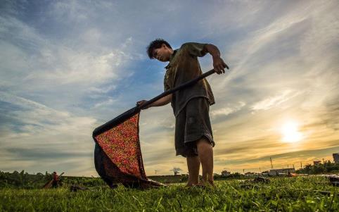 香云紗是龜紋好還是緞面好?香云紗穿一次洗一次可以嗎