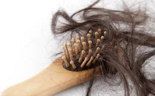 冬天天天洗頭發好不好 冬天洗頭怎么防止頭發干燥