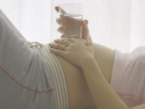 孕婦喝水喝什么水好?孕婦多喝水好嗎