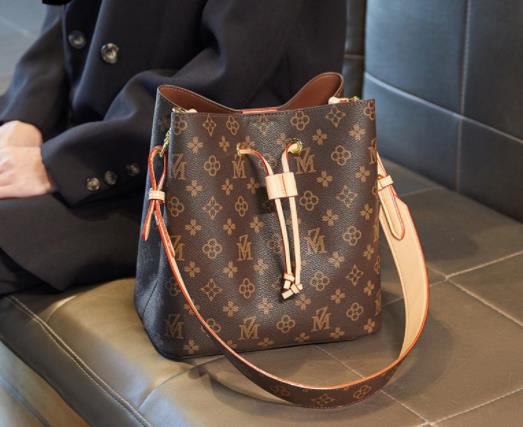 LV官網顯示無庫存還能買到嗎?lv達芙妮小號多少錢