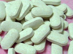 鈣片不能和什么一起吃?鈣片吃多了會怎么樣?