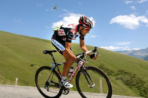 自行車運動員相繼確診睪丸癌,巧合還是必然?