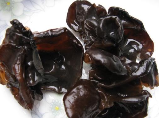 干木耳一般要泡多久？如何泡發(fā)黑木耳