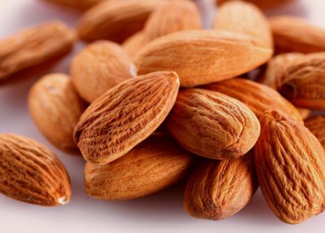 寶寶能吃杏仁嗎？寶寶吃了杏仁怎么辦