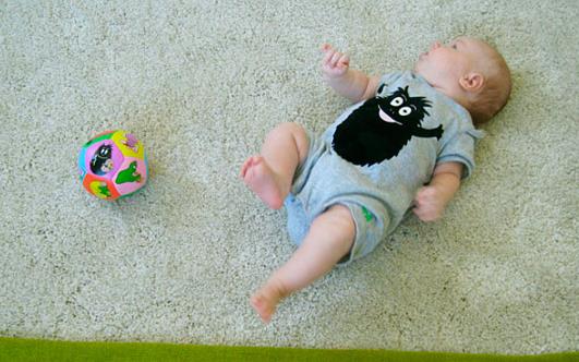 通過尿尿可以看寶寶吃飽了嗎？