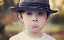 寶寶可以戴耳機嗎？如何保護寶寶聽力？