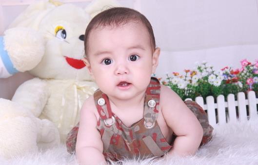 混合喂養營養高嗎？觀察便便了解效果