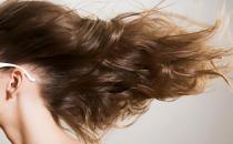 晚上濕發睡覺的危害-不用濕發睡覺！