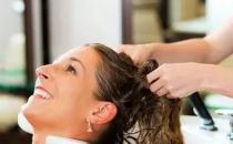 怎么洗發頭發才不會掉？適度的沖洗