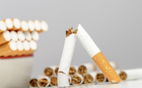 吸煙可以誘發老年癡呆癥