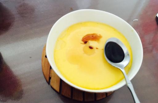 雞蛋羹怎么做？雞蛋羹怎么蒸更嫩滑？