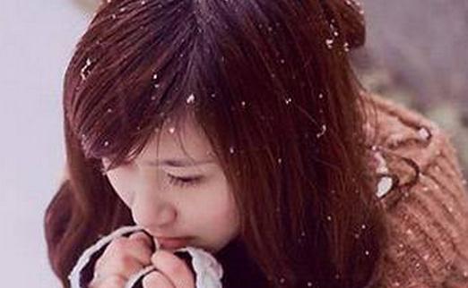 女人體寒、手腳冰涼應(yīng)該怎么辦?