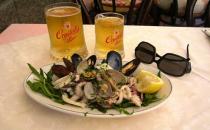 海鮮配啤酒易誘發痛風