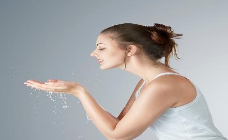 怎么洗臉才能讓黑頭無影蹤