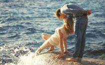 喜歡你的男人會有什么表現？