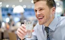 秋季天氣干燥喉嚨發炎怎么辦