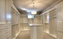 開(kāi)放式衣帽間的裝修要點(diǎn)是什么？