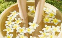 冬季男人睡眠養生 睡前要泡腳