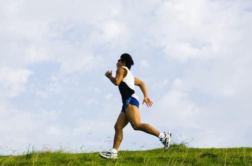 冬季老人如何預防手腳冰冷