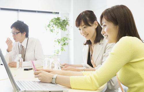 電腦族保護自己眼睛的小妙招