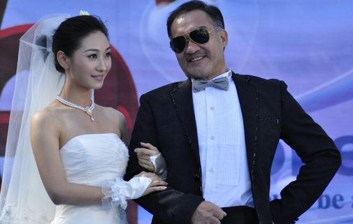 夫妻年齡差距大怎么調節