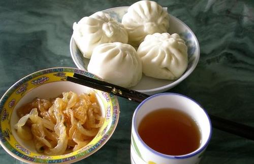 電腦族一日三餐營養(yǎng)均衡 吃出好眼力