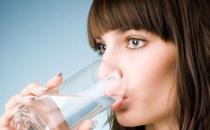 上班族怎么健康喝水 飲水機的千滾水能喝嗎？