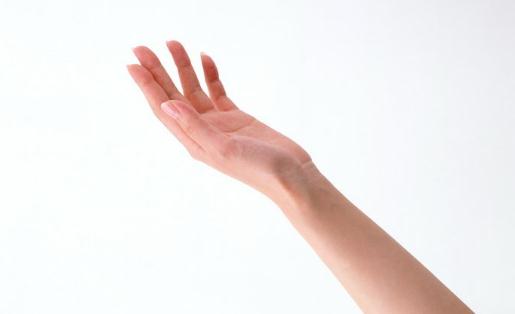 如何巧妙的洗去手上的油污?