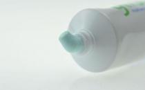 牙膏過(guò)期了？過(guò)期牙膏的另類(lèi)用法