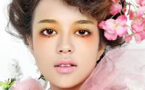 避免8個化妝誤區，不要完美變假臉