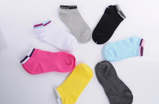 女人小心 選錯襪子也會危害健康